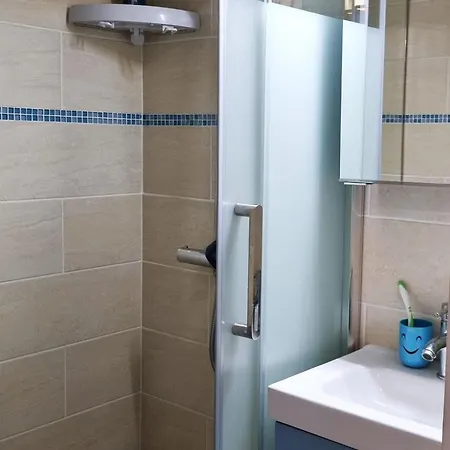 Apartamento 2 Pieces 4 Pers, Balcon Sud, Parking *